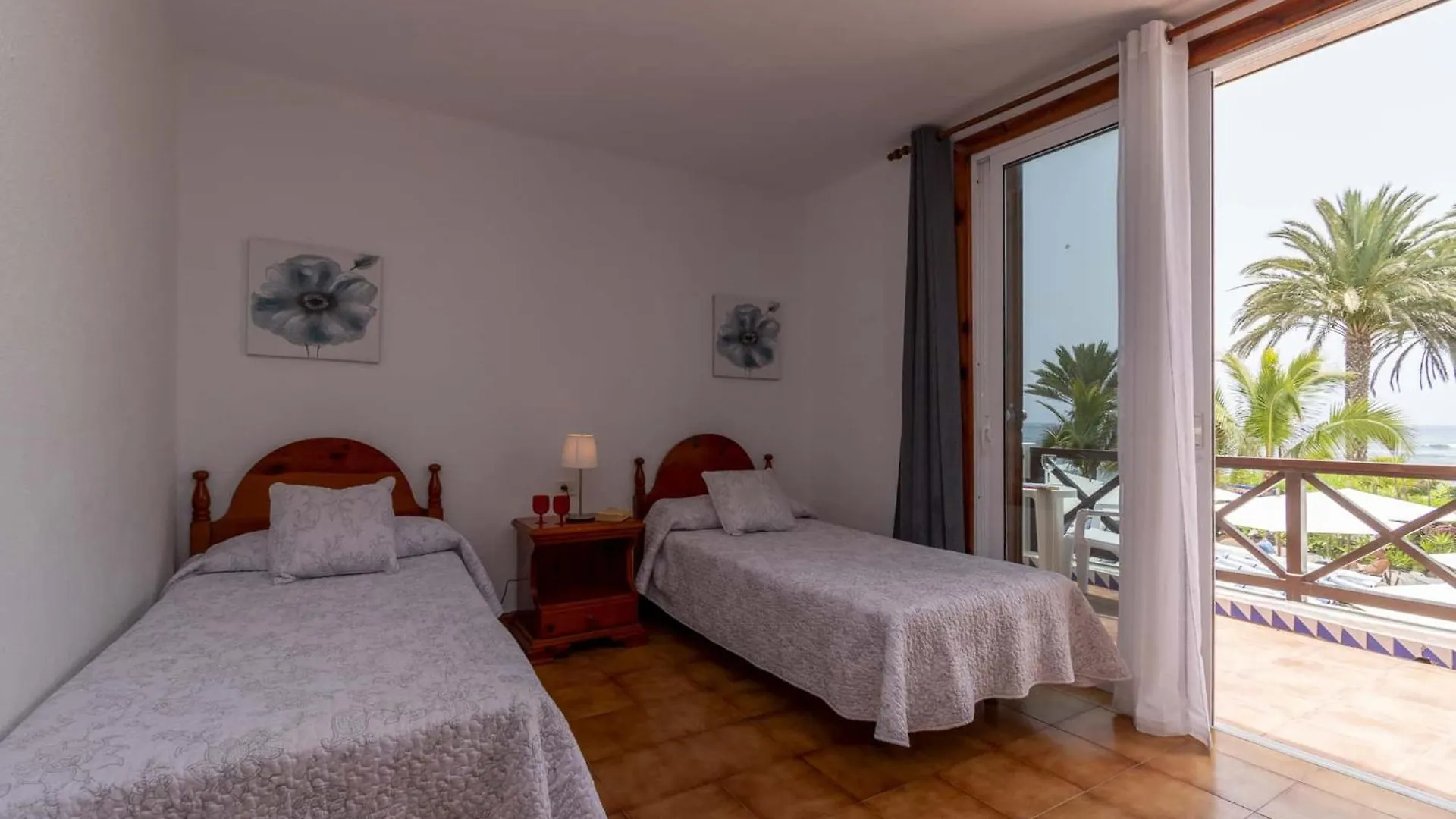 Parque Santiago III 235 - Four Bed Villa Playa de las Américas